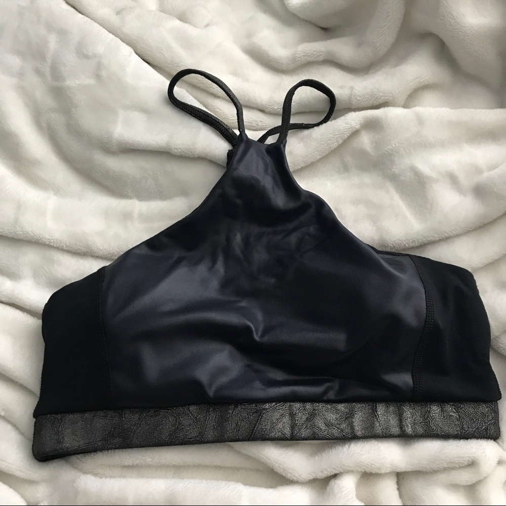 High neck Sports Bra